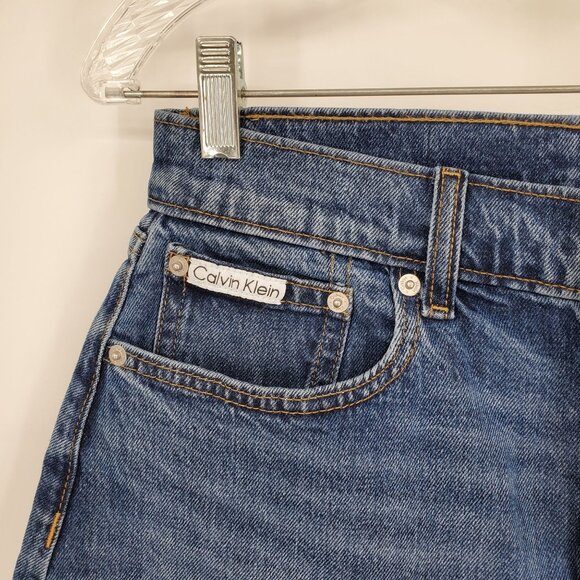 NWT Calvin Klein Jeans A Line High Rise 5.5" Inseam Denim Jean Shorts Size 28 - Picture 5 of 10